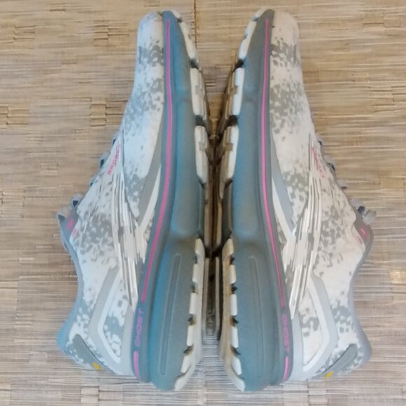 Brooks Ghost 15 Womens Running Shoes White/Oyster/Oriole Size 10.5 - Picture 3 of 15